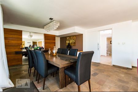 Apartamento à venda com 300m², 4 quartos e 1 vagaCobertura - Sala de Jantar