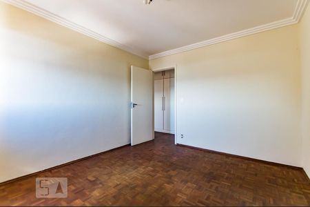 Apartamento à venda com 300m², 4 quartos e 1 vagaQuarto 2