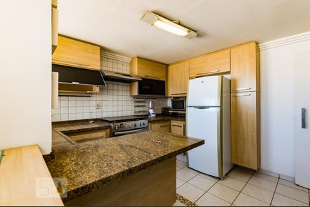 Apartamento à venda com 300m², 4 quartos e 1 vagaCozinha