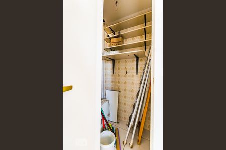 Apartamento à venda com 300m², 4 quartos e 1 vagaÁrea de Serviço - Dispensa