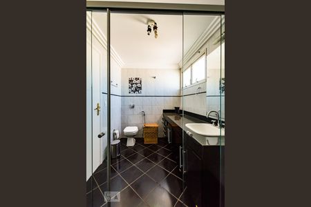 Apartamento à venda com 300m², 4 quartos e 1 vagaBanheiro