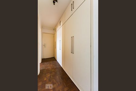 Apartamento à venda com 300m², 4 quartos e 1 vagaCorredor