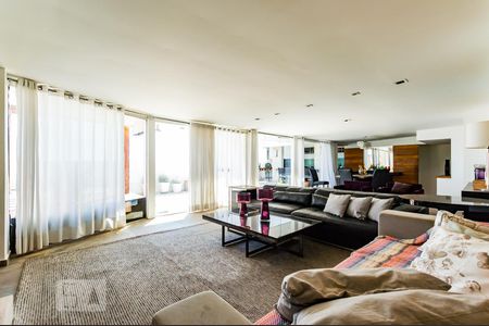 Apartamento à venda com 300m², 4 quartos e 1 vagaCobertura - Salas