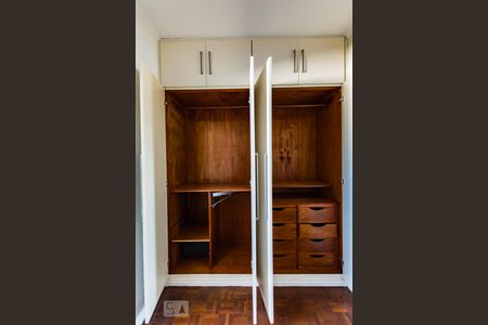 Apartamento à venda com 300m², 4 quartos e 1 vagaSuíte