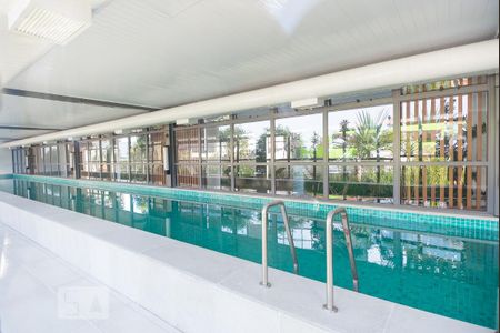 Studio para alugar com 49m², 1 quarto e 1 vaga Studio para alugar com 49m², 1 quarto e 1 vagaPiscina Indoor