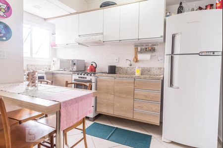 Cozinha de apartamento à venda com 1 quarto, 38m² em Bela Vista, Porto Alegre