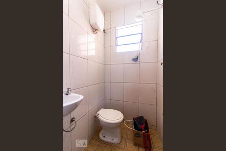 Casa à venda com 112m², 4 quartos e 2 vagasBanheiro Serviço