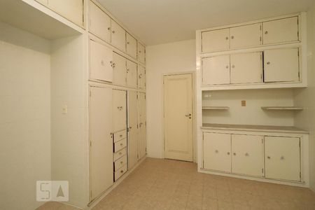 Apartamento à venda com 136m², 3 quartos e 1 vagaCozinha.