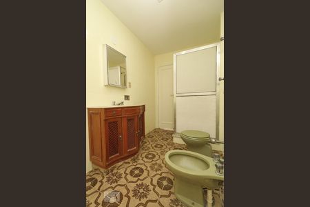 Apartamento à venda com 136m², 3 quartos e 1 vagaBanheiro Suite.