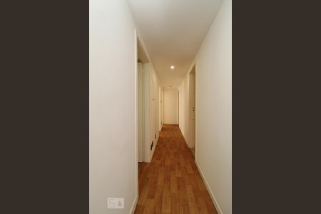 Apartamento à venda com 136m², 3 quartos e 1 vagaCorredor