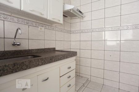 Cozinha de apartamento para alugar com 2 quartos, 55m² em Jardim Aurélia, Campinas