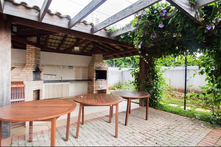 Apartamento à venda com 55m², 2 quartos e 1 vaga Apartamento à venda com 55m², 2 quartos e 1 vagaChurrasqueira