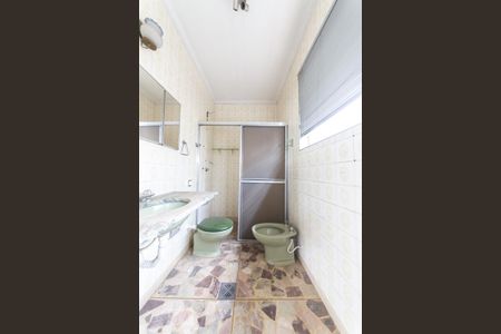 Casa à venda com 198m², 3 quartos e 5 vagasBanheiro