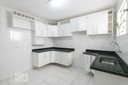 Casa para alugar com 128m², 2 quartos e 1 vagaCozinha 
