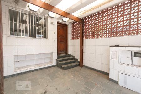 Casa para alugar com 128m², 2 quartos e 1 vagaQuintal 