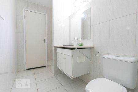 Casa para alugar com 128m², 2 quartos e 1 vagaBanheiro da suíte 