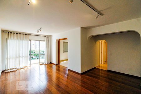 Sala de apartamento para alugar com 3 quartos, 117m² em Brooklin Paulista, São Paulo