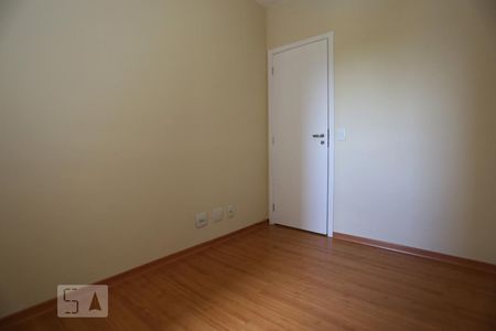 Apartamento para alugar com 85m², 3 quartos e 1 vagaQuarto 01