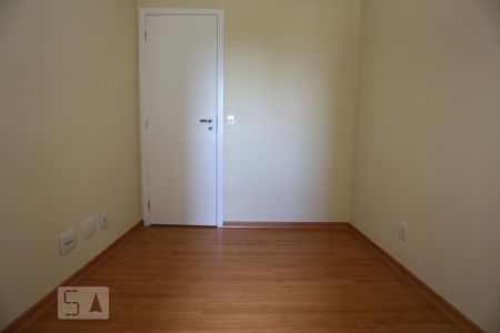 Quarto 01 de apartamento para alugar com 3 quartos, 85m² em Jardim Tupanci, Barueri