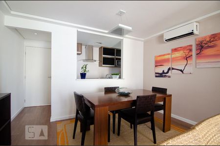 Apartamento para alugar com 68m², 2 quartos e 2 vagasSala