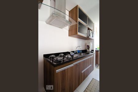 Apartamento para alugar com 68m², 2 quartos e 2 vagasCozinha