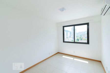 Quarto 1 de apartamento para alugar com 3 quartos, 100m² em Vital Brasil, Niterói