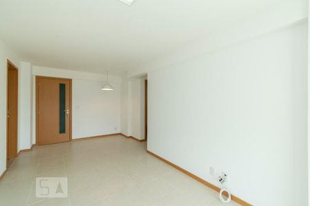 Sala de apartamento para alugar com 3 quartos, 100m² em Vital Brasil, Niterói