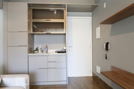 Cozinha de apartamento à venda com 1 quarto, 35m² em Jardim Paulista, São Paulo