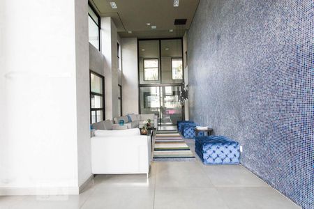 Apartamento à venda com 35m², 1 quarto e sem vaga Apartamento à venda com 35m², 1 quarto e sem vagaHall