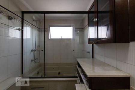 Apartamento à venda com 200m², 4 quartos e 3 vagasSuíte2