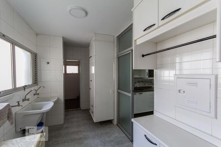 Apartamento à venda com 200m², 4 quartos e 3 vagasÁrea de serviço