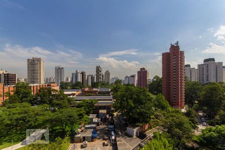 Apartamento à venda com 200m², 4 quartos e 3 vagasSala (vista)