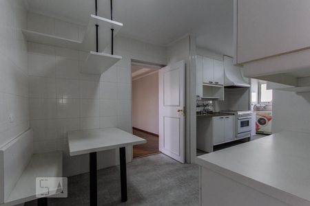 Apartamento à venda com 200m², 4 quartos e 3 vagasCozinha