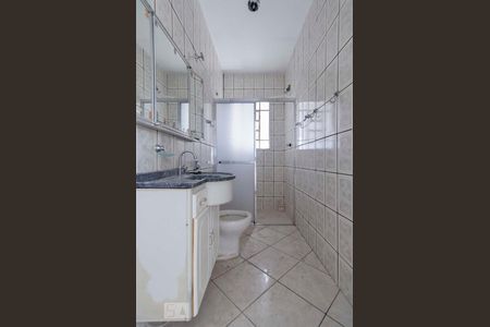 Banheiro piso superior de casa à venda com 3 quartos, 110m² em Vila Medeiros, São Paulo
