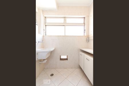 Apartamento à venda com 85m², 3 quartos e 2 vagas Apartamento à venda com 85m², 3 quartos e 2 vagasArea de Serviço