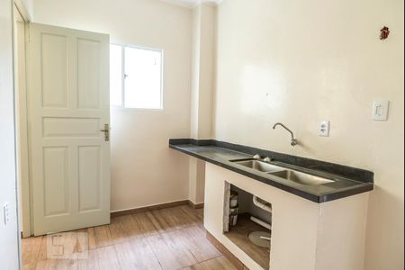 Apartamento para alugar com 75m², 2 quartos e sem vagaCozinha
