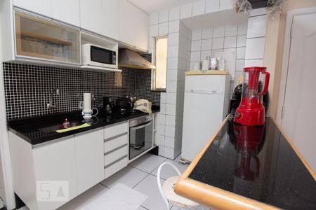 Apartamento para alugar com 75m², 2 quartos e 1 vagaCozinha