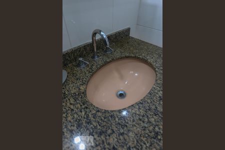 Banheiro Social Detalhe de apartamento para alugar com 2 quartos, 82m² em Vila Romana, São Paulo