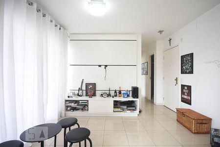 Sala de apartamento à venda com 2 quartos, 75m² em Paraíso do Morumbi, São Paulo