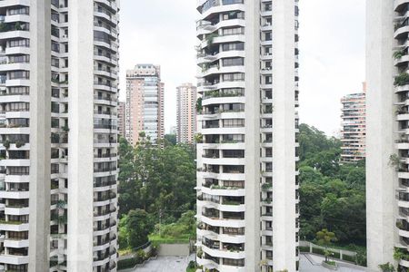 Vista de apartamento à venda com 2 quartos, 75m² em Paraíso do Morumbi, São Paulo