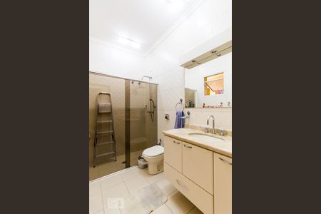 Casa para alugar com 500m², 4 quartos e 2 vagas Casa para alugar com 500m², 4 quartos e 2 vagasBanheiro