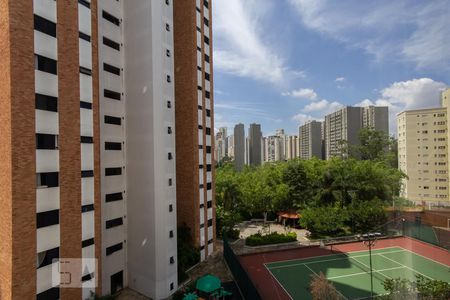 Sala (vista) de apartamento à venda com 1 quarto, 70m² em Vila Suzana, São Paulo