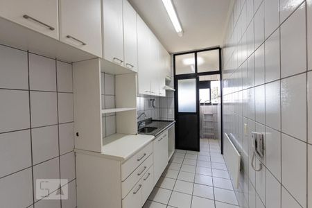 Apartamento à venda com 64m², 2 quartos e 1 vagaCozinha