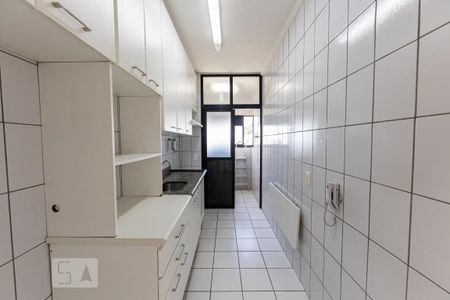 Apartamento à venda com 64m², 2 quartos e 1 vagaCozinha