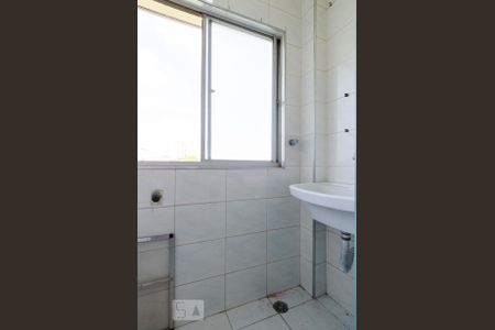 Área de Serviço de apartamento para alugar com 2 quartos, 50m² em Jardim Stetel, Santo André