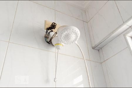 Banheiro de apartamento para alugar com 2 quartos, 50m² em Jardim Stetel, Santo André