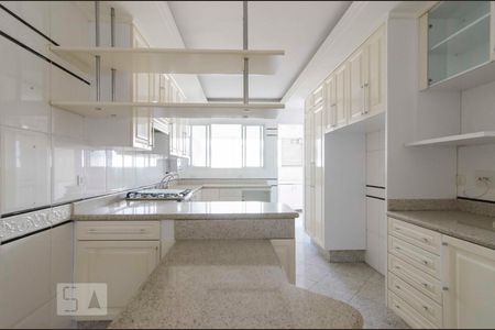 Apartamento à venda com 148m², 3 quartos e 3 vagasCozinha