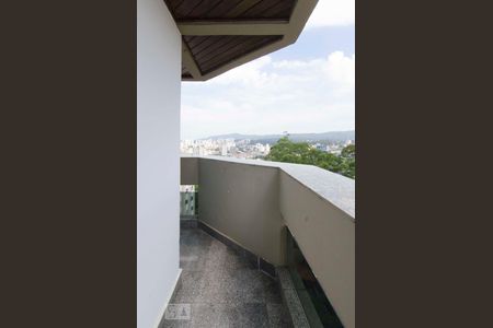 Apartamento à venda com 148m², 3 quartos e 3 vagasSacada