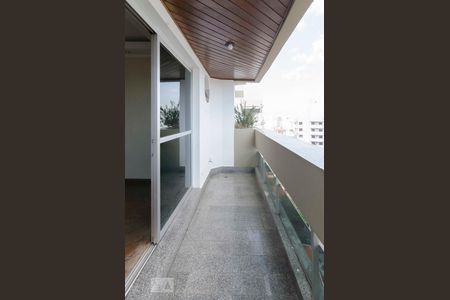 Apartamento à venda com 148m², 3 quartos e 3 vagasSacada