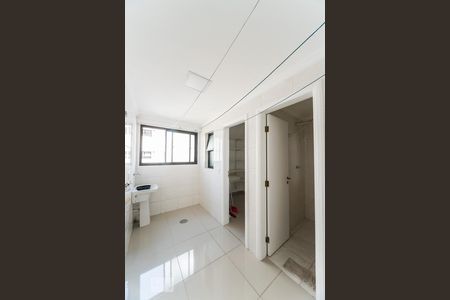 Apartamento à venda com 127m², 3 quartos e 2 vagas Apartamento à venda com 127m², 3 quartos e 2 vagasÁrea de Serviço